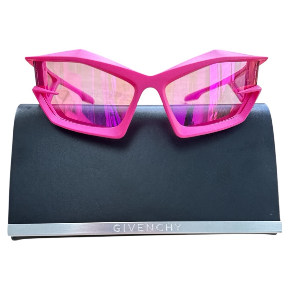 Givenchy Pink Cat-Eye Mirrored Sunglasses